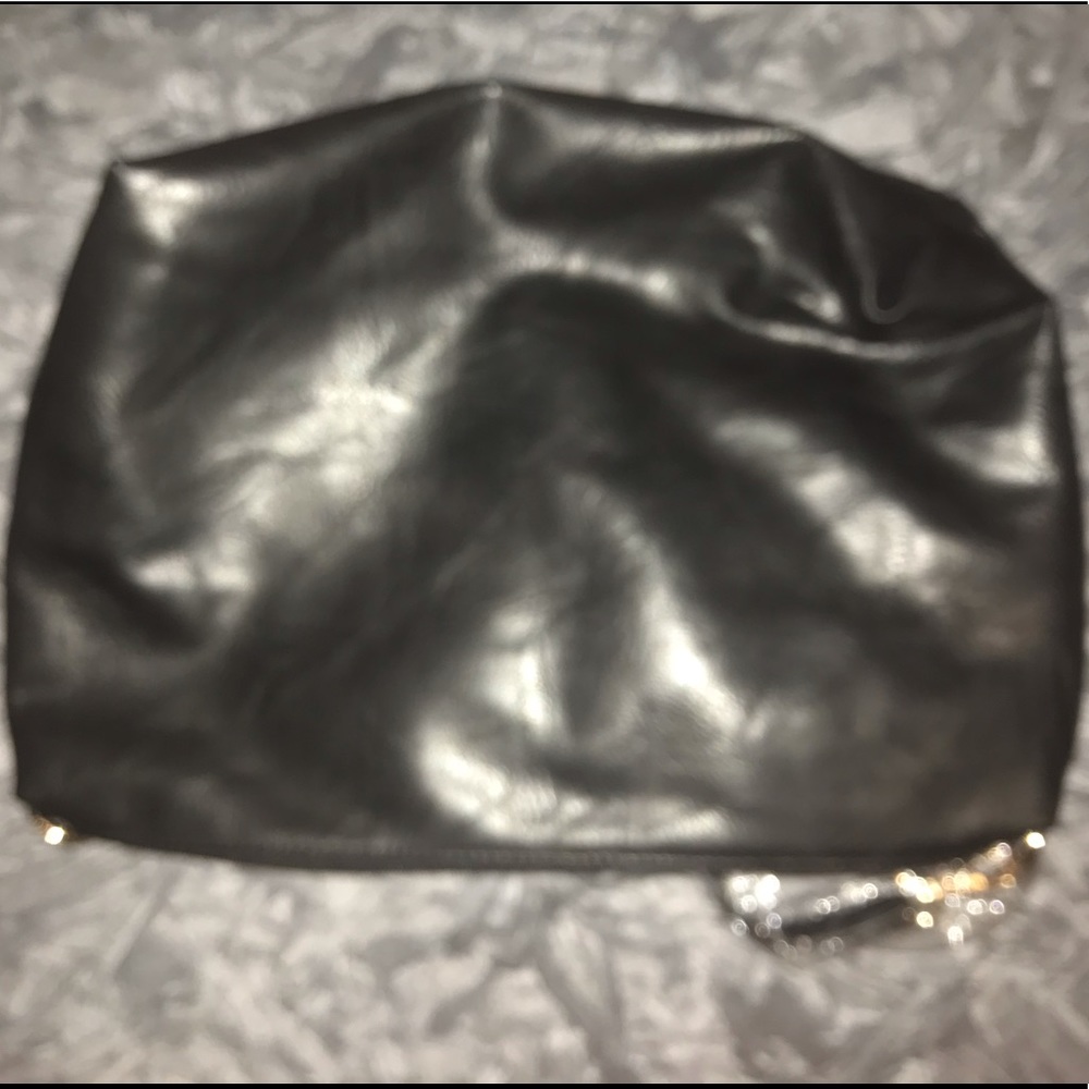 Black Vegan Leather Purse w/ Strap